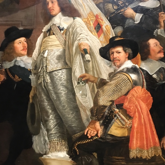 Meet your Posher, Robin - Picture 6 of 8